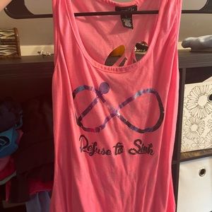 Rue 21 tank size:L